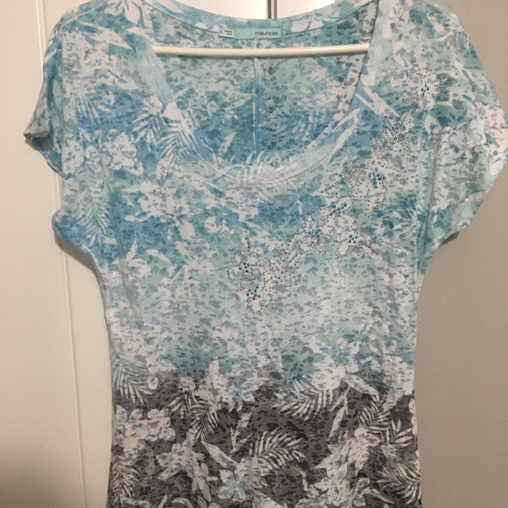 Women’s shirt